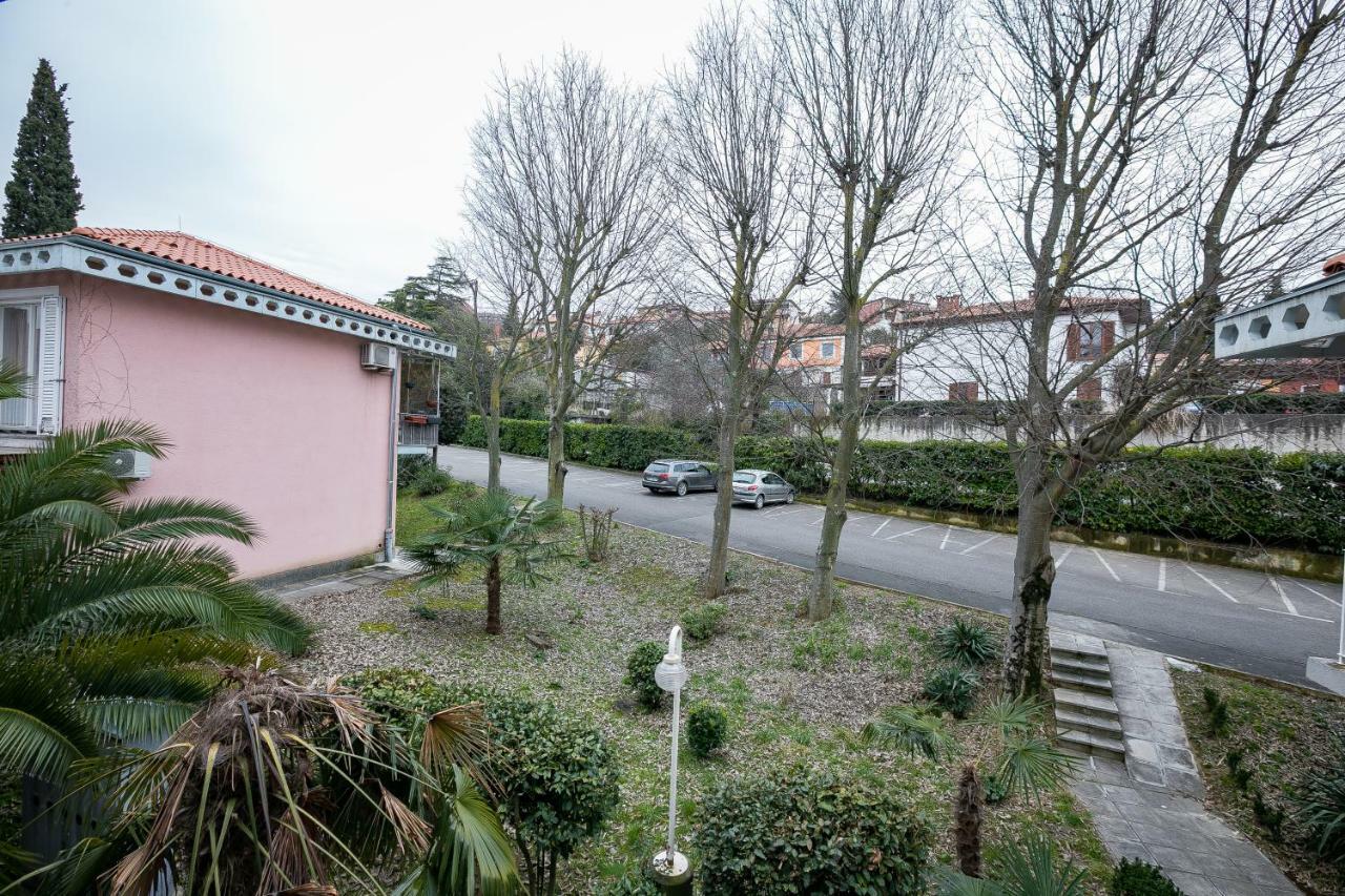 Apartma Zusterna Koper Exterior foto